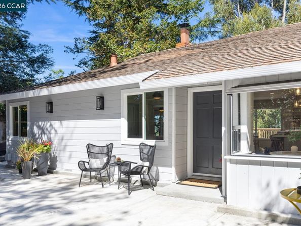 16 Ruth Court, Lafayette CA 94549