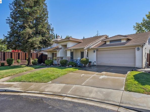 1395 Meadow Ct, Livermore CA 94551