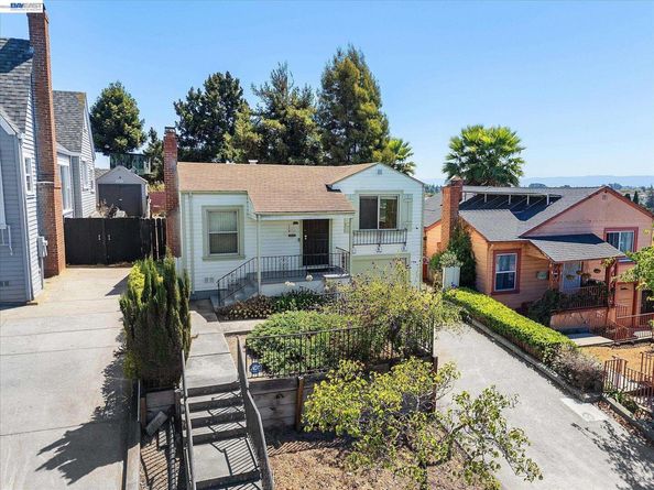 2518 98Th Ave, Oakland CA 94605