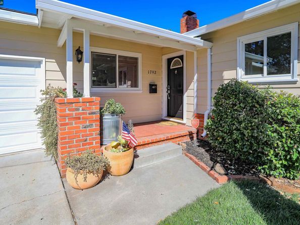 1792 Sharon Dr, Concord CA 94519