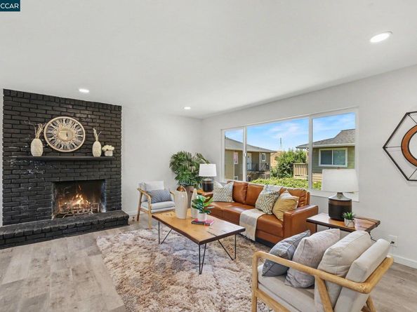 1965 Ascot Dr 6, Moraga CA 94556