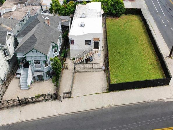 2051 23rd Ave, Oakland CA 94606