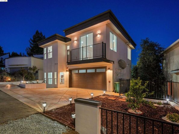 7026 Devon Way, Berkeley CA 94705