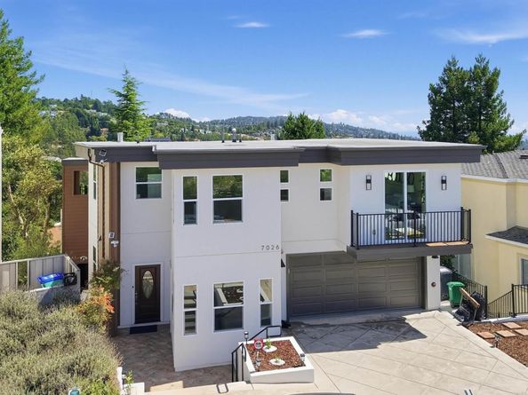 7026 Devon Way, Berkeley CA 94705