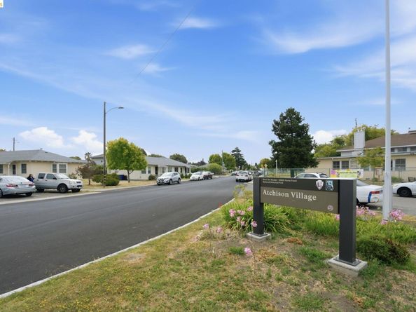 274 Collins, Richmond CA 94801