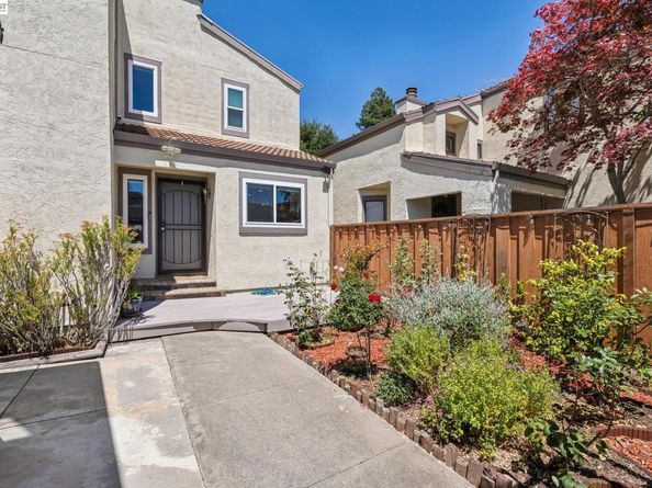 28086 Thorup Ln, Hayward CA 94542