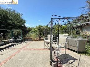 133 Meadowlark Way, Hercules CA 94547