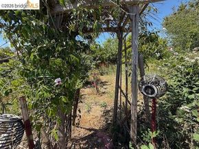 133 Meadowlark Way, Hercules CA 94547