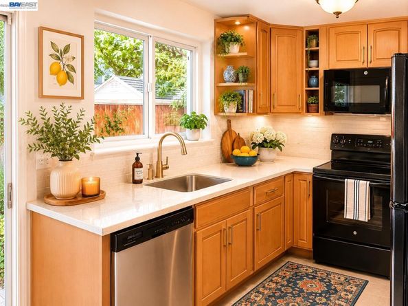 1391 Spring Valley Cmn, Livermore CA 94551