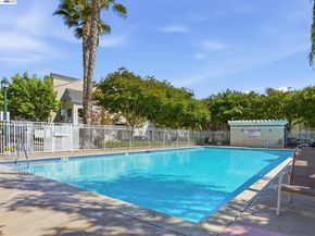 3760 Central Pkwy, Dublin CA 94568