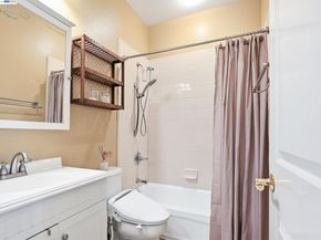 3760 Central Pkwy, Dublin CA 94568