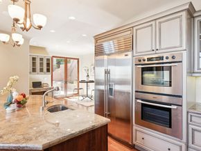 6611 Elverton Dr, Oakland CA 94611