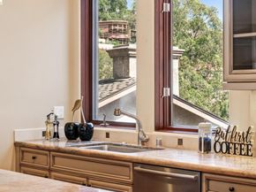 6611 Elverton Dr, Oakland CA 94611