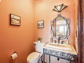 6611 Elverton Dr, Oakland CA 94611