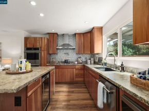 1325 Sumac Cir, Concord CA 94521