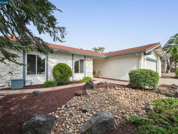 2405 Griffanti Ct, Martinez CA 94553