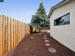 2405 Griffanti Ct, Martinez CA 94553