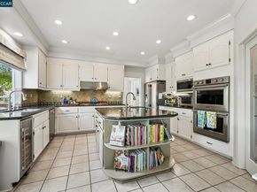 459 Obsidian Way, Clayton CA 94517