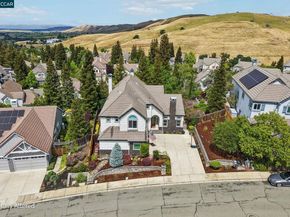 459 Obsidian Way, Clayton CA 94517