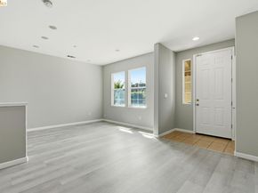 214 Carmel St, San Pablo CA 94806