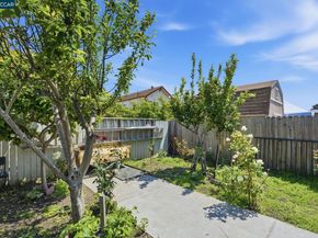 682 8Th St, Richmond CA 94801