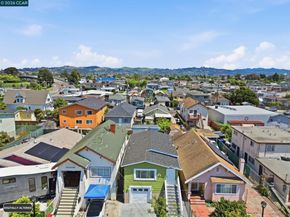 682 8Th St, Richmond CA 94801