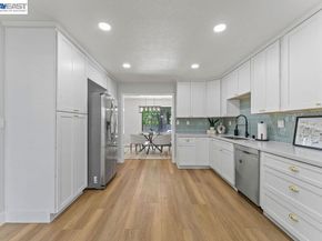 5360 Brookside Ct, Pleasanton CA 94588