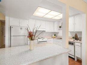 1832 Golden Rain 6, Walnut Creek CA 94595