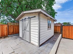 1147 Lomitas Ave, Livermore CA 94550