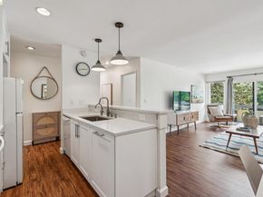 651 Oakland Ave 1F, Oakland CA 94611
