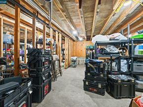 2517 Filbert St, Oakland CA 94607