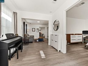 2517 Filbert St, Oakland CA 94607