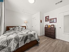 2517 Filbert St, Oakland CA 94607