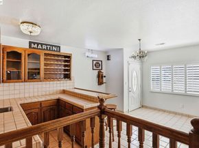 559 Cherry Way, Hayward CA 94541