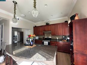 2144 Railroad Ave, Hercules CA 94547
