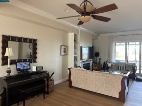 2144 Railroad Ave, Hercules CA 94547