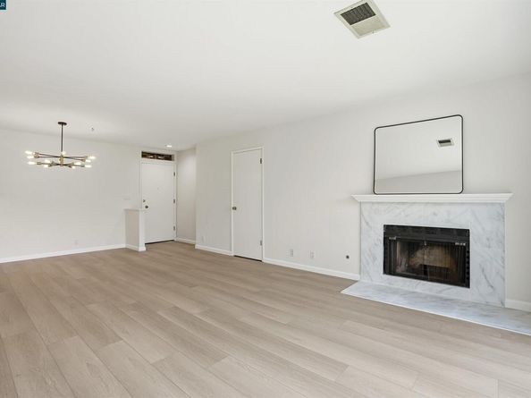 1077 Wesley Ct 7, Walnut Creek CA 94597