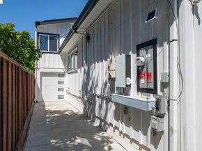1470 Cornell Ave, Berkeley CA 94702