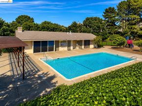 1223 Marionola Way, Pinole CA 94564