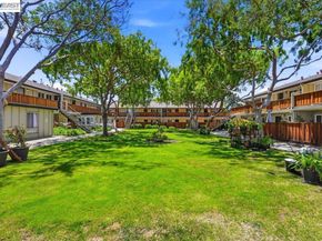 3033 Los Prados Street 230, San Mateo CA 94403