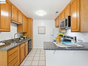 3033 Los Prados Street 230, San Mateo CA 94403