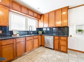 5814 Fleming Ave, Oakland CA 94605
