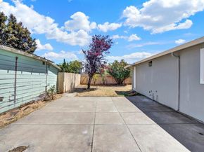 6900 Halliday Ave, Oakland CA 94605