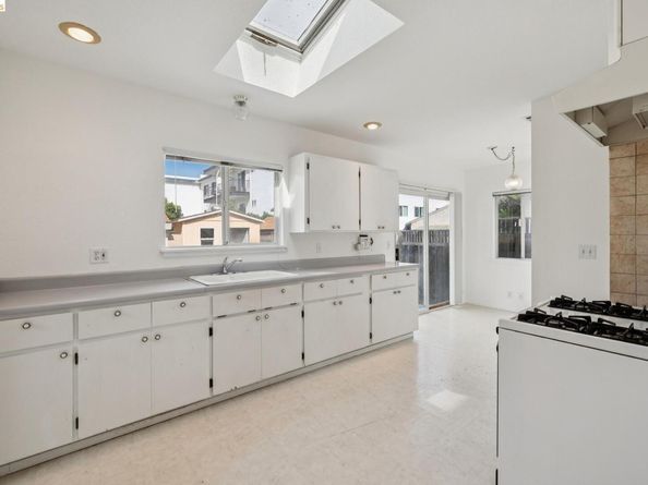 1147 Huff AVE, San Leandro CA 94577
