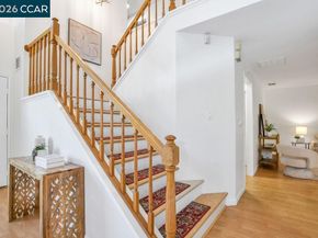 2246 Bridgeport Way, Martinez CA 94553