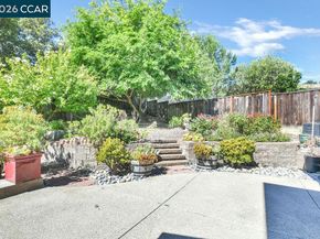 2246 Bridgeport Way, Martinez CA 94553