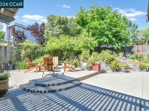 2246 Bridgeport Way, Martinez CA 94553