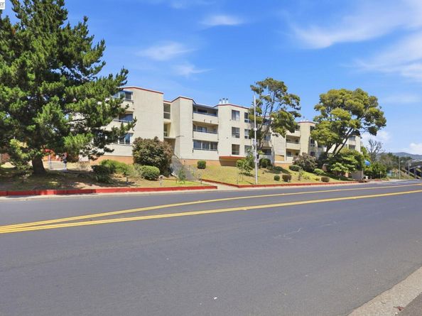 1551 Southgate Ave 115, Daly City CA 94015