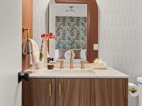 7403 Skyline Blvd, Oakland CA 94611