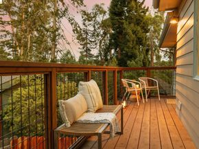 7403 Skyline Blvd, Oakland CA 94611